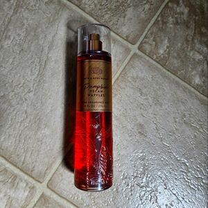 Bath & Body Works Pumpkin Pecan Waffles full size body spray